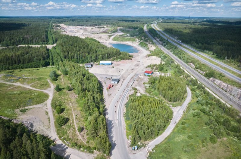 Erityisesti olemassa olevien kiviainesalueiden laajentamista tulee priorisoida, sillä näillä alueilla tarvittava infrastruktuuri on jo valmiina. 